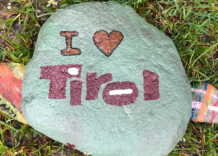 Sonnenschein Rebecca