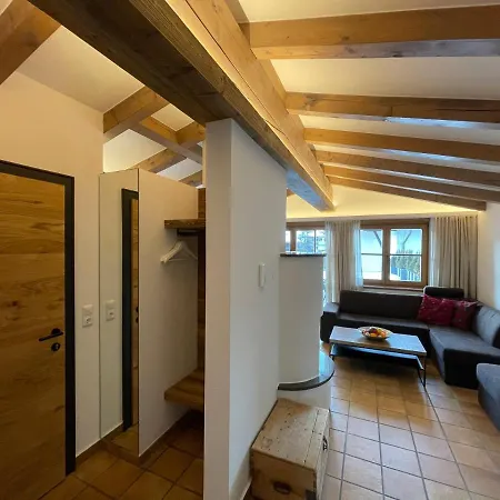 Sonnenschein Rebecca * Κίρχμπεργκ ιν Τιρόλ